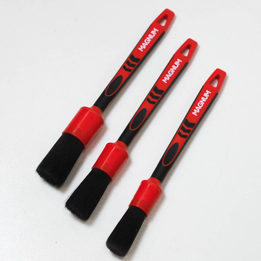 Пензлі (набір) MAGNUM RED (3 шт.) із синтетичного ворсу середньої жорсткості та гумовою ручкою