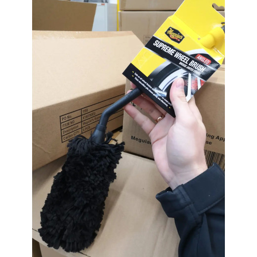 Щітка мікрофіброва для дисків - Meguiar`s Supreme Microfibre Angled Wheel Cleaning Brush (X190700EU)