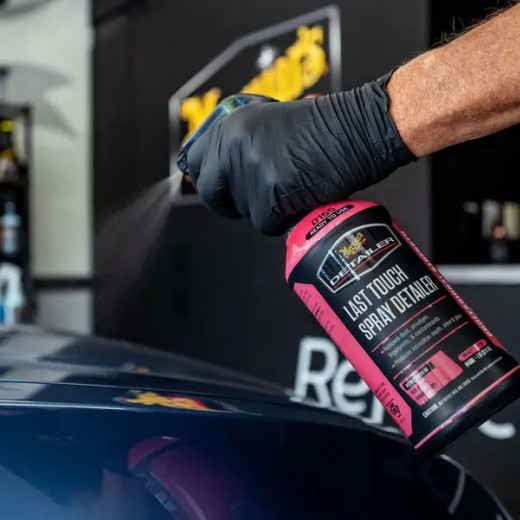 Детейлінг спрей для догляду за поверхнею - Meguiar`s Detailer Last Touch Spray 946 мл. (DRTU15532)