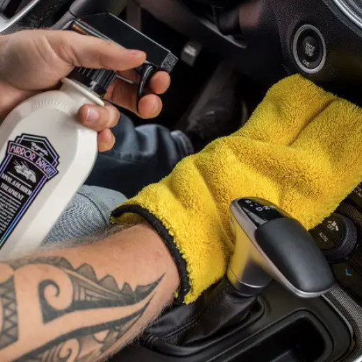 Рукавиця мікрофіброва для догляду за салоном - Meguiar's Detailing Mitt 5x25x15 см. жовтий (X1804EU)