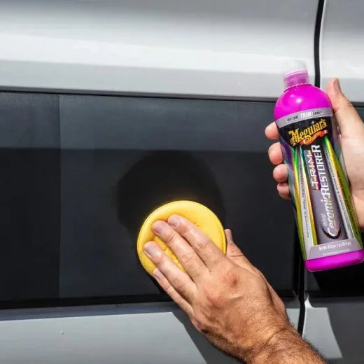 Гібридний керамічний відновлювач пластику Meguiar`s Hybrid Ceramic Trim Restorer 473 мл (G220316)